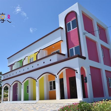 Spring Enjoy Color B&B Taitung Exterior foto
