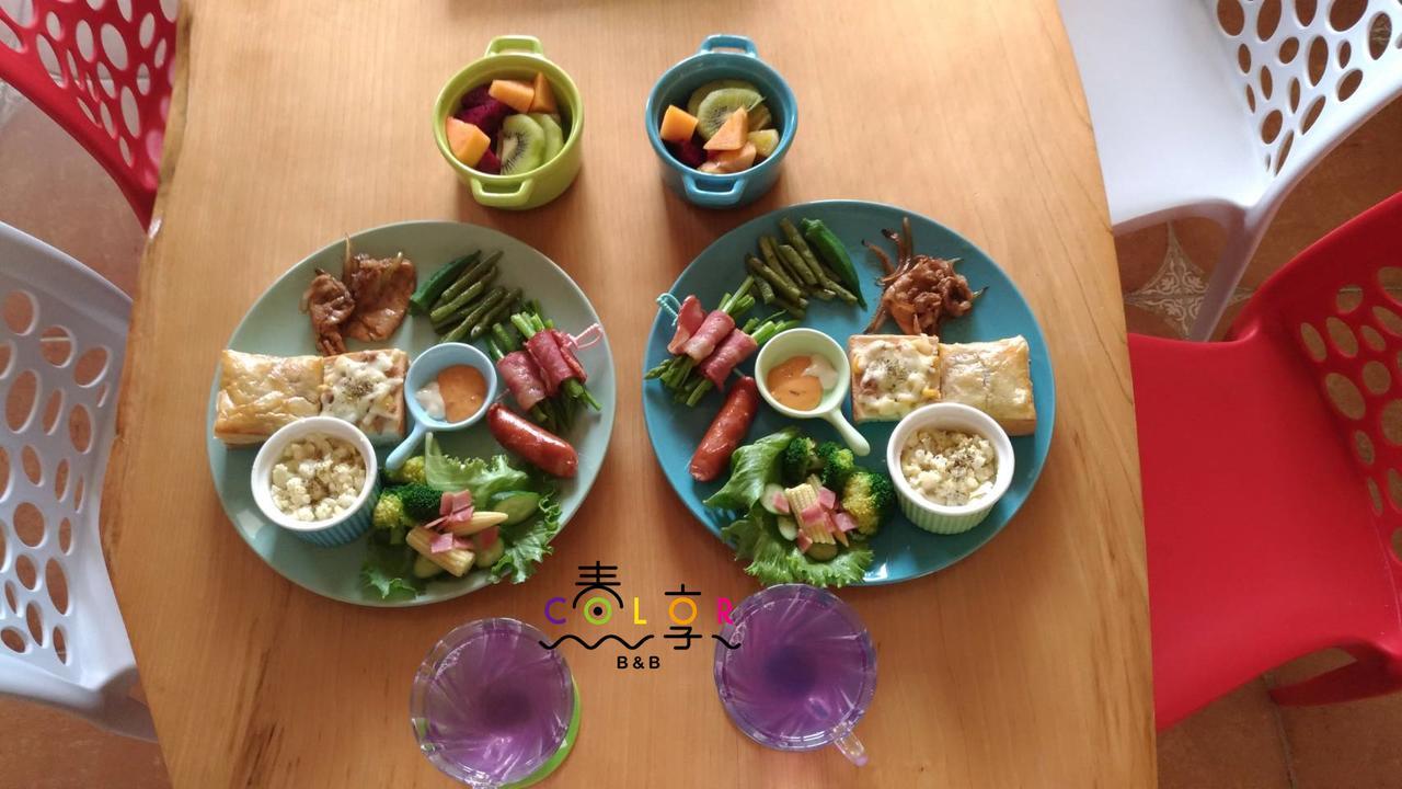 Spring Enjoy Color B&B Taitung Exterior foto